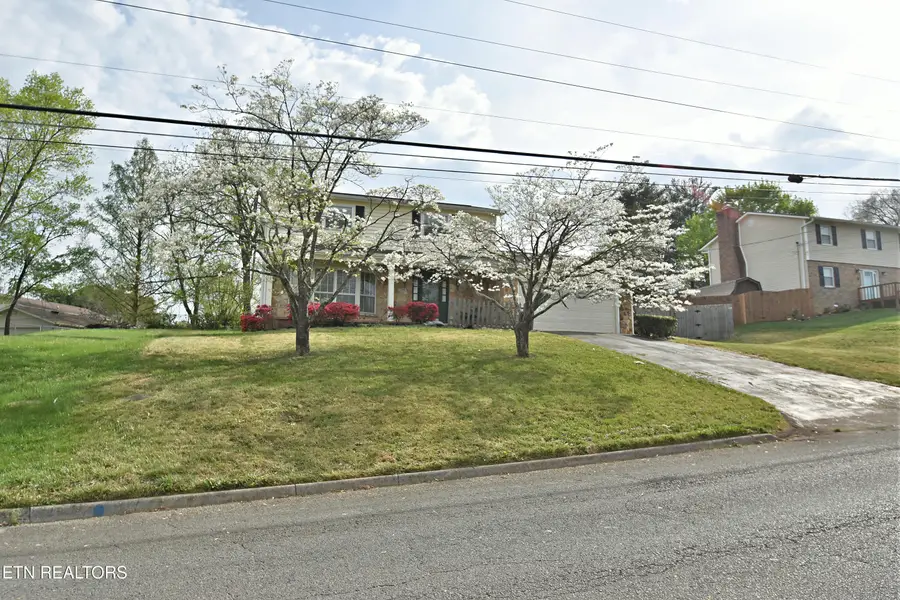 1305 Cordoba Rd, Knoxville, TN 37923 - #3