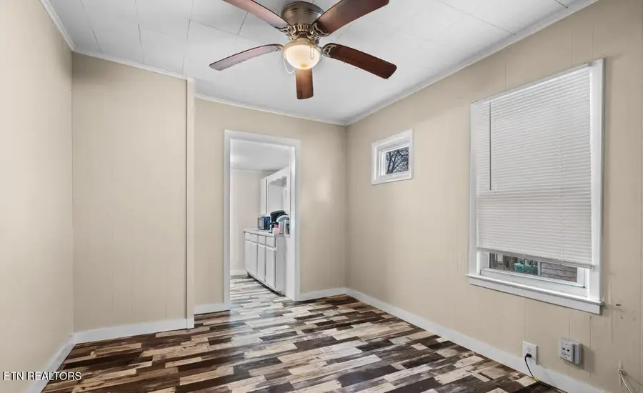 2842 Nichols Ave, Knoxville, TN 37917 - #2