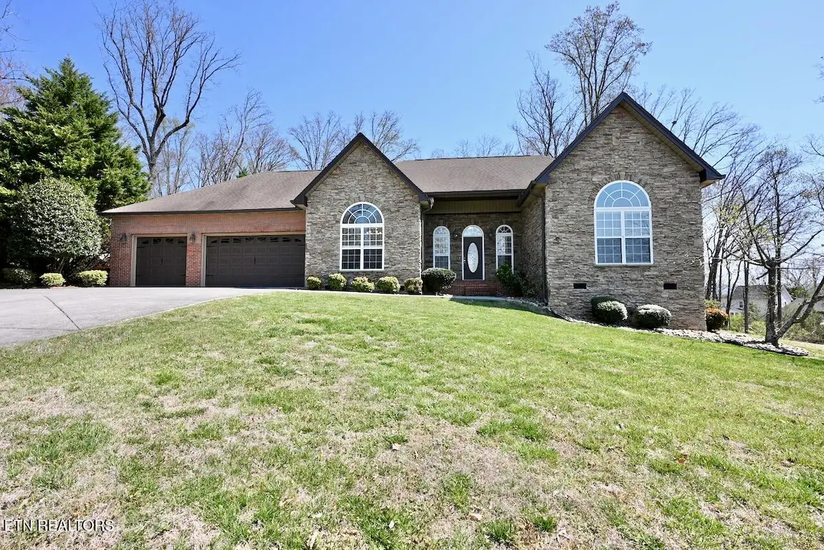 1261 Houston Springs Rd, Greenback, TN 37742 - #1