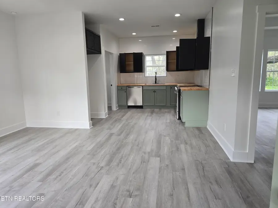 4131 Ivy Ave, Knoxville, TN 37914 - #2