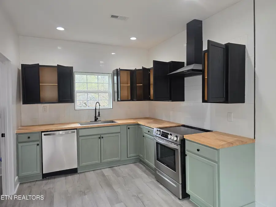 4131 Ivy Ave, Knoxville, TN 37914 - #3