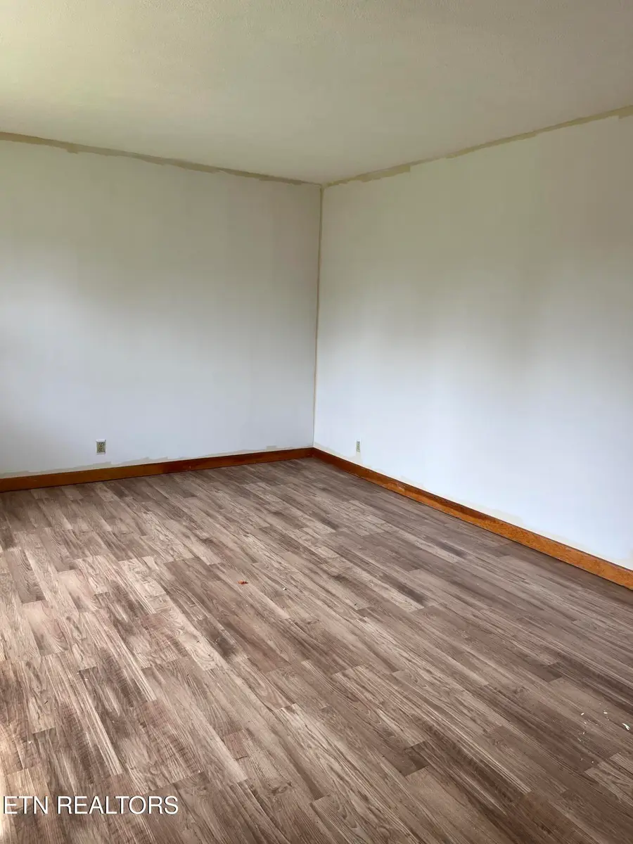 936 Delrose Drive, Kingsport, TN 37660 - #3