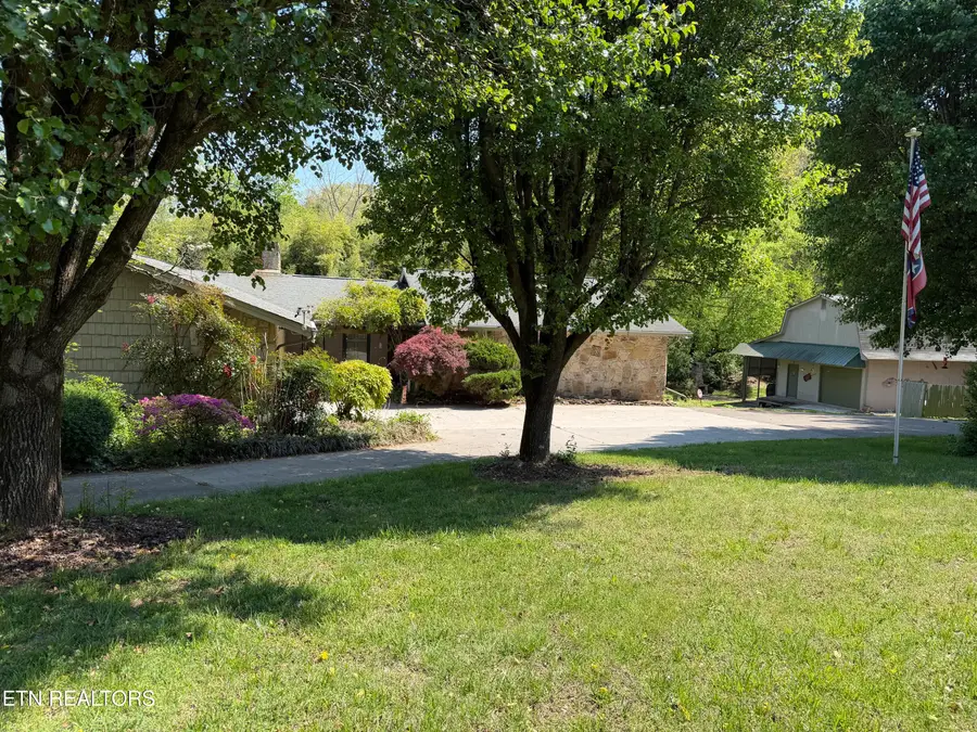 5995 Beals Chapel Rd, Lenoir City, TN 37772 - #2