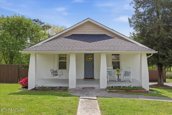 1218 Everett Ave, Maryville, TN 37804