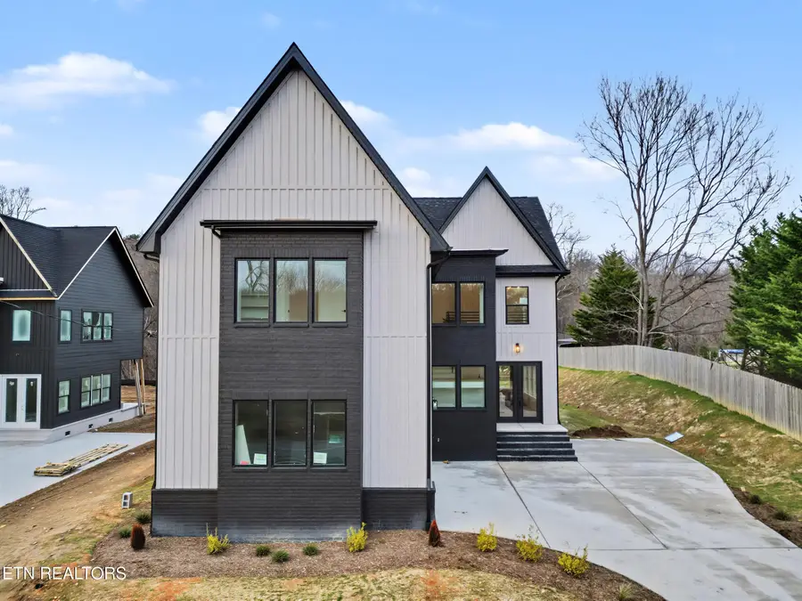 1904 Amherst Rd, Knoxville, TN 37921 - #2