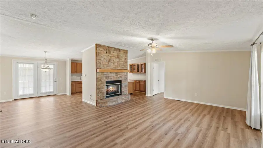 10985 Lantana Rd, Crossville, TN 38572 - #3