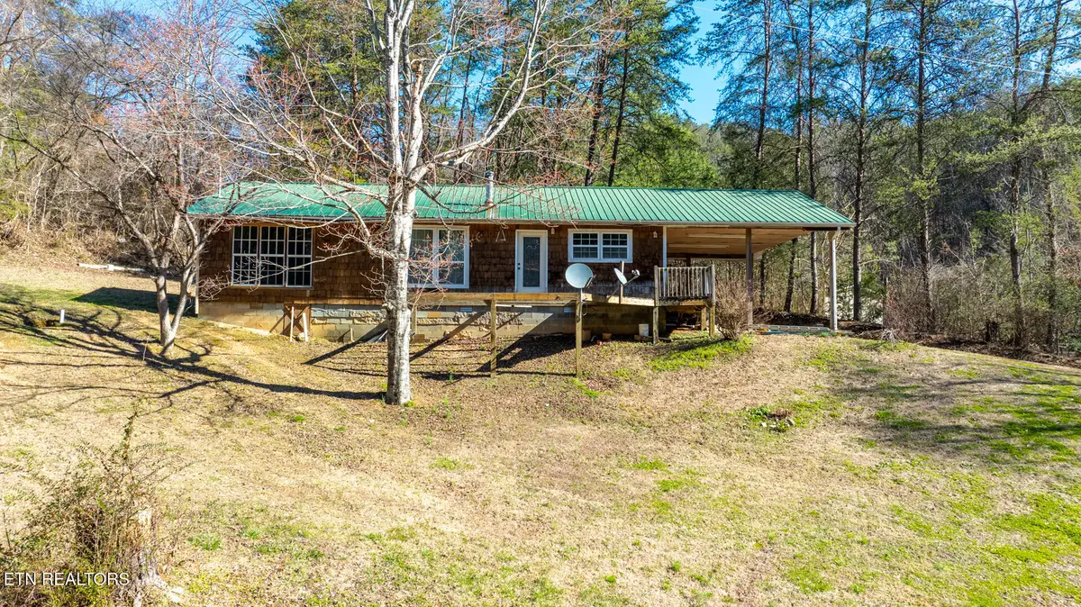 3702 Lost Branch Rd, Sevierville, TN 37862 - #1