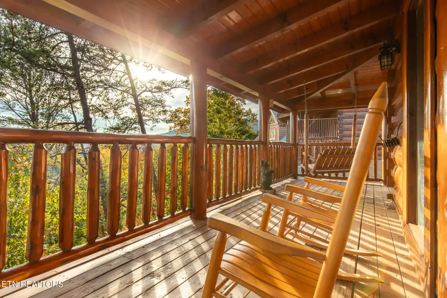 2024 Cougar Crossing Way, Sevierville, TN 37876 - #2