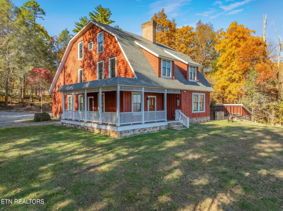 692 Possum Trot Rd, Grandview, TN 37337 - #2