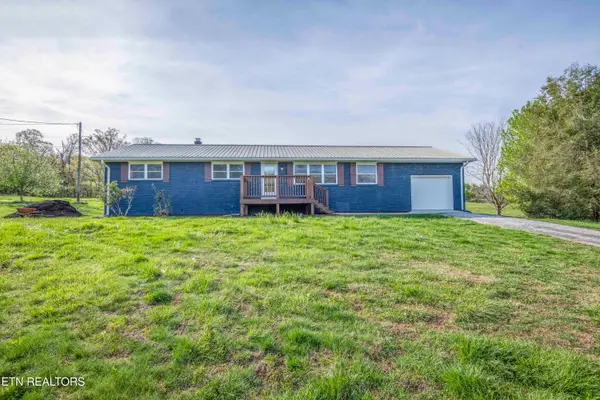 10732 Richland Rd, Mascot, TN 37806