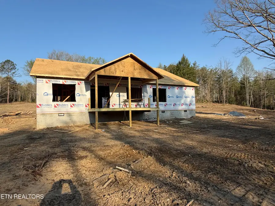 2226 Country Club Rd, Jamestown, TN 38556 - #3