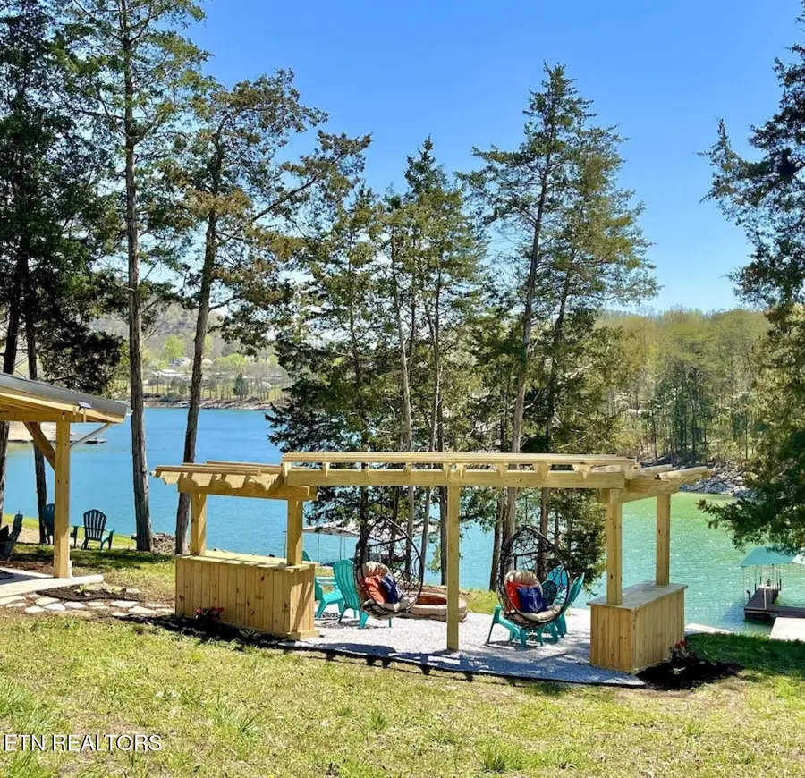 546 Shawnee Drive, Jacksboro, TN 37757 - #3