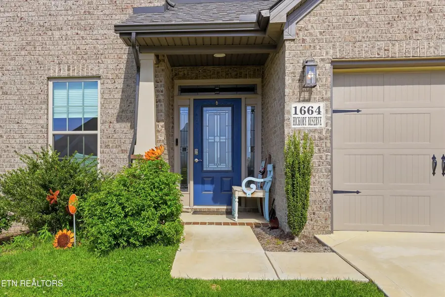 1664 Hickory Reserve Rd, Knoxville, TN 37932 - #2