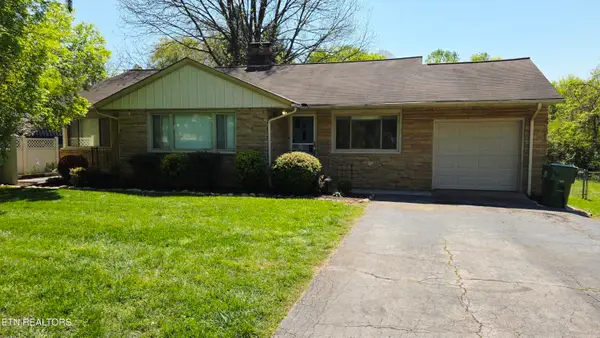421 Santeelah St, Maryville, TN 37801