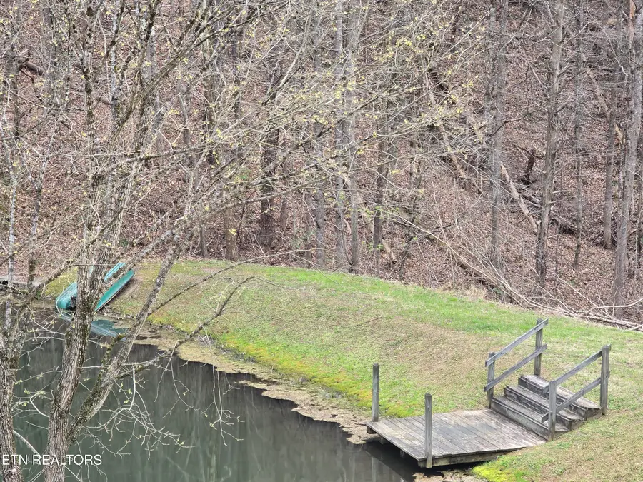 332 Sleepy Hollow Rd, Sneedville, TN 37869 - #2