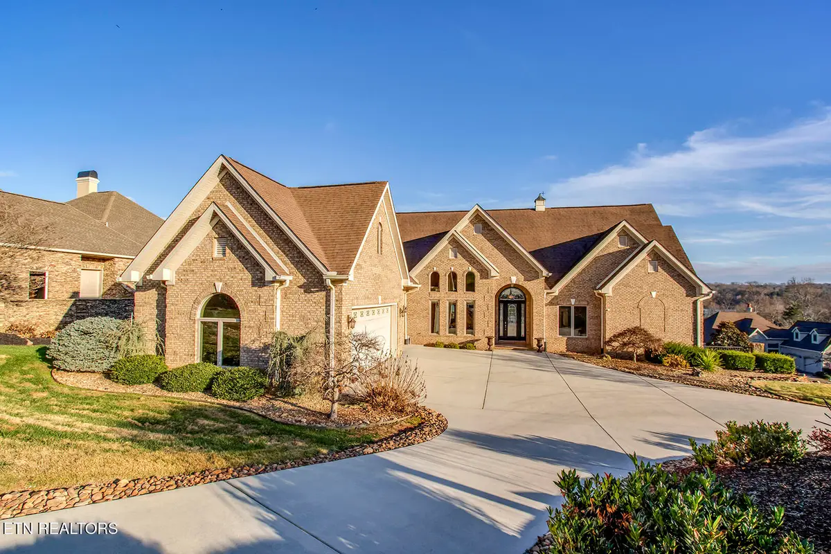 1490 Rarity Bay Pkwy, Vonore, TN 37885 - #1