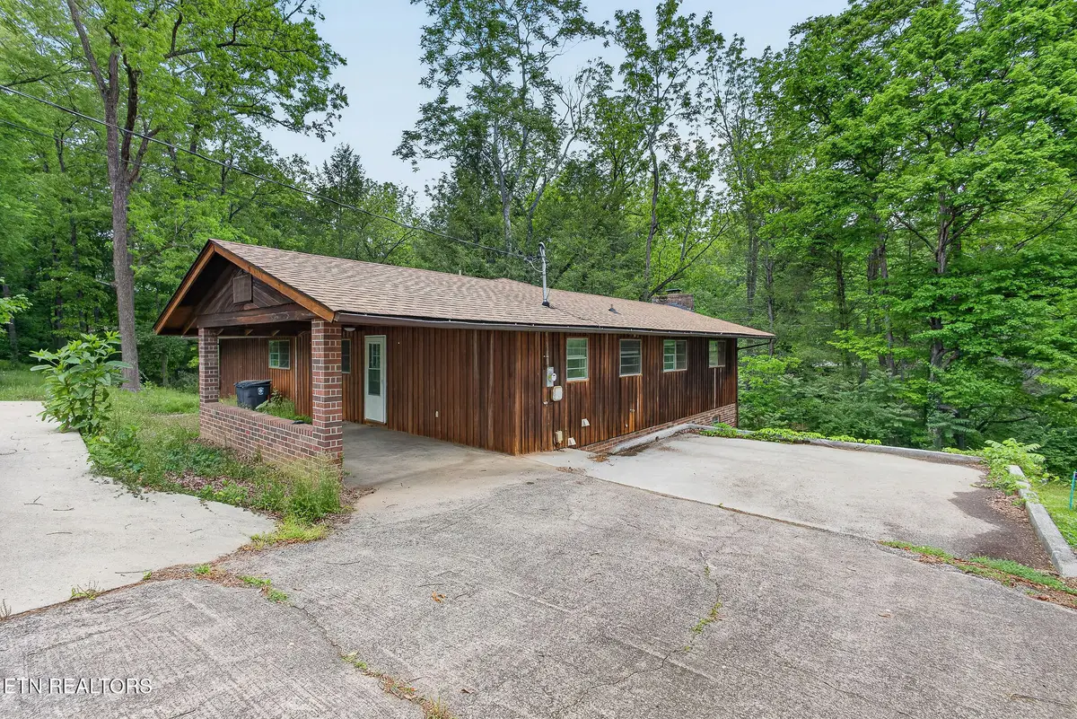 414 Guille St, Athens, TN 37303 - #1