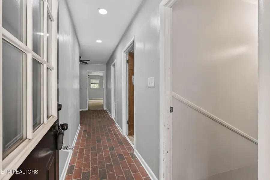 414 Guille St, Athens, TN 37303 - #3