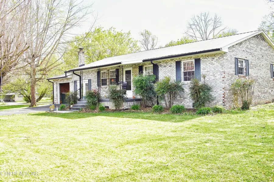 114 Verdun Rd, Oneida, TN 37841 - #3