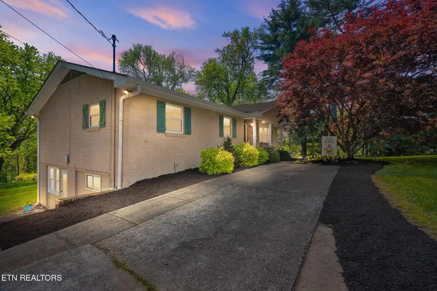 11310 Sonja Drive, Knoxville, TN 37934 - #2