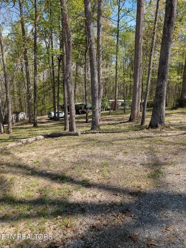 309 Old Jacksboro Pike, Heiskell, TN 37754