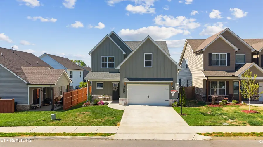 1049 Belle Pond Ave, Knoxville, TN 37932 - #2