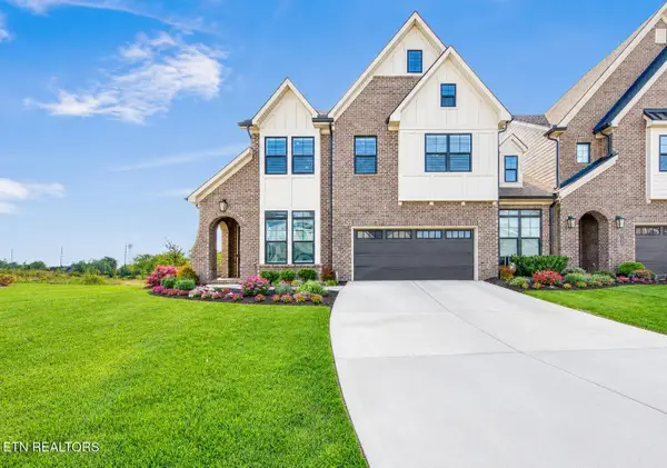 1159 Branch Hook Rd, Knoxville, TN 37934