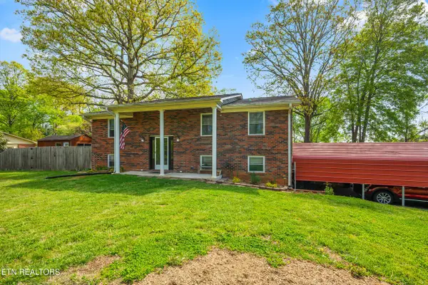 4685 Robinhood Circle, Strawberry Plains, TN 37871