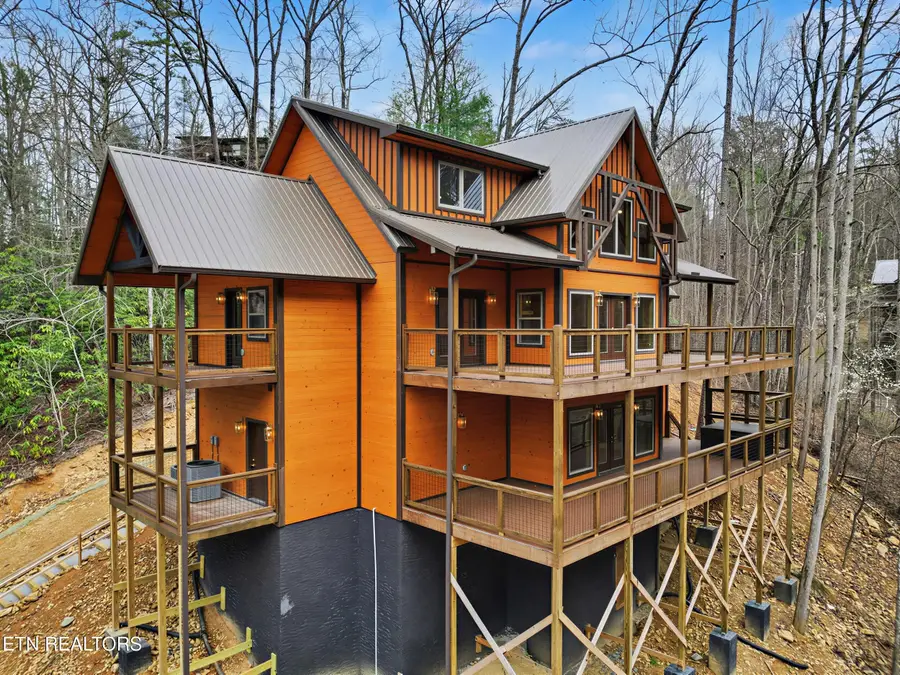 5165 Riversong Way, Sevierville, TN 37876 - #3