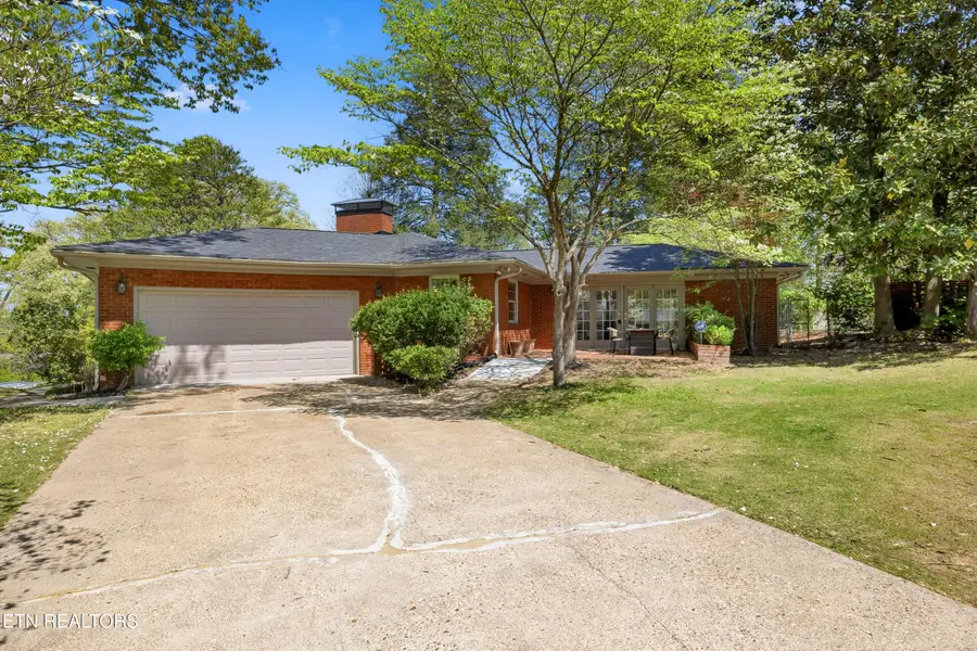 7120 Rockingham Drive, Knoxville, TN 37909 - #2