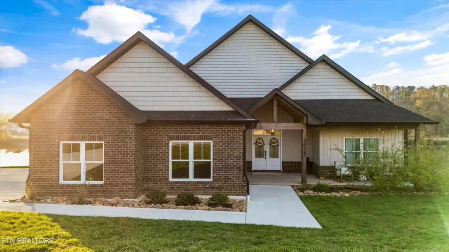 2722 River Island Blvd, Kodak, TN 37764 - #2