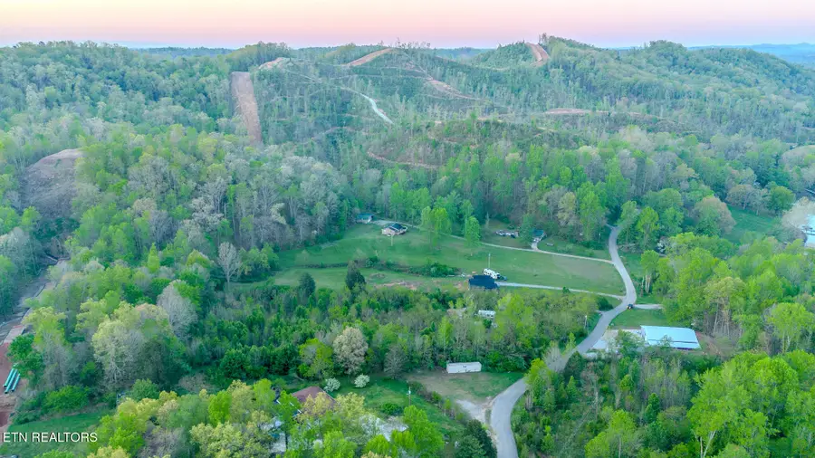 147 Lancer Rd, Harriman, TN 37748 - #2