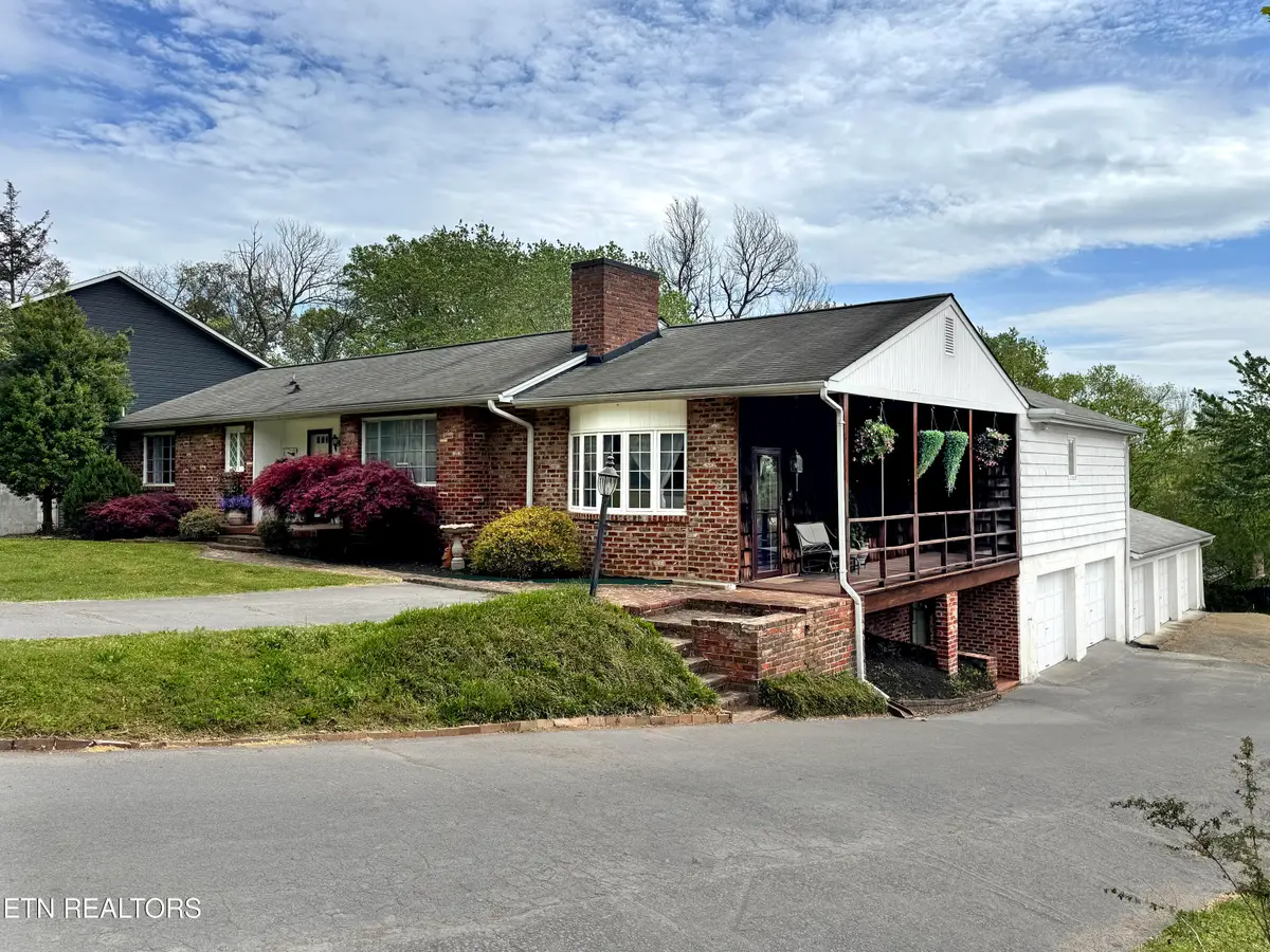 2802 Mineral Springs Ave, Knoxville, TN 37917 - #1