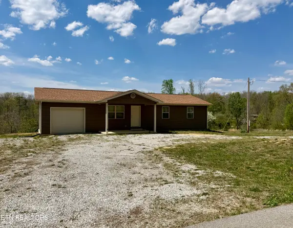 2557 Huntsville Hill Rd, Helenwood, TN 37755