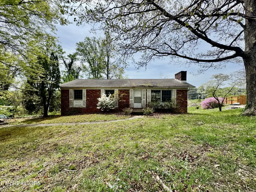 4520 Royalview Rd, Knoxville, TN 37921 - #2