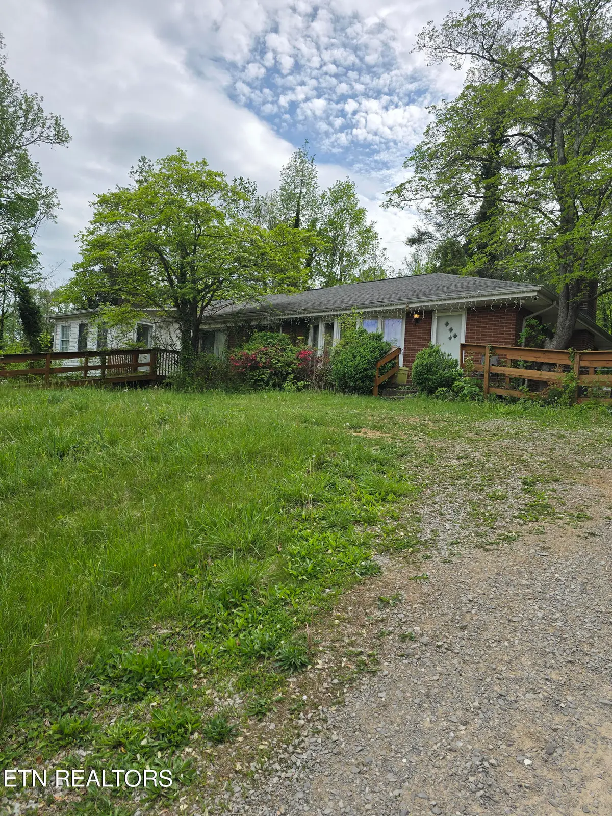 130 Sunshine Drive, Rocky Top, TN 37769 - #1