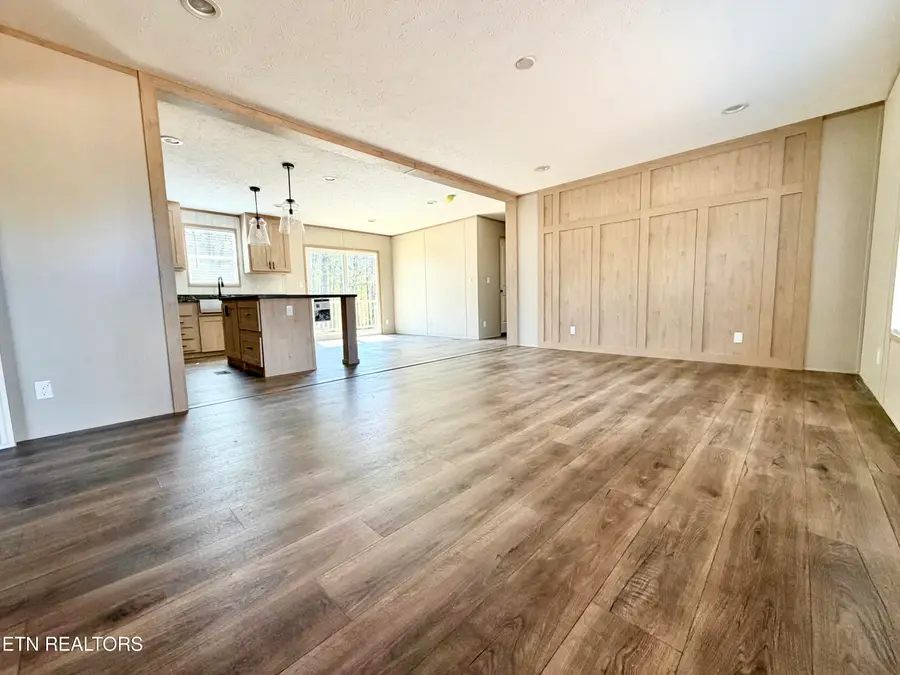 102 Serrento Lane, New Tazewell, TN 37825 - #2