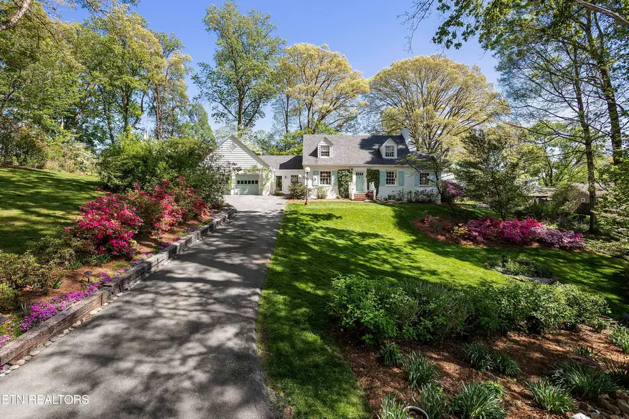 5720 Woodburn Drive, Knoxville, TN 37919 - #2