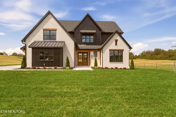 529 Old Glory Rd, Maryville, TN 37801