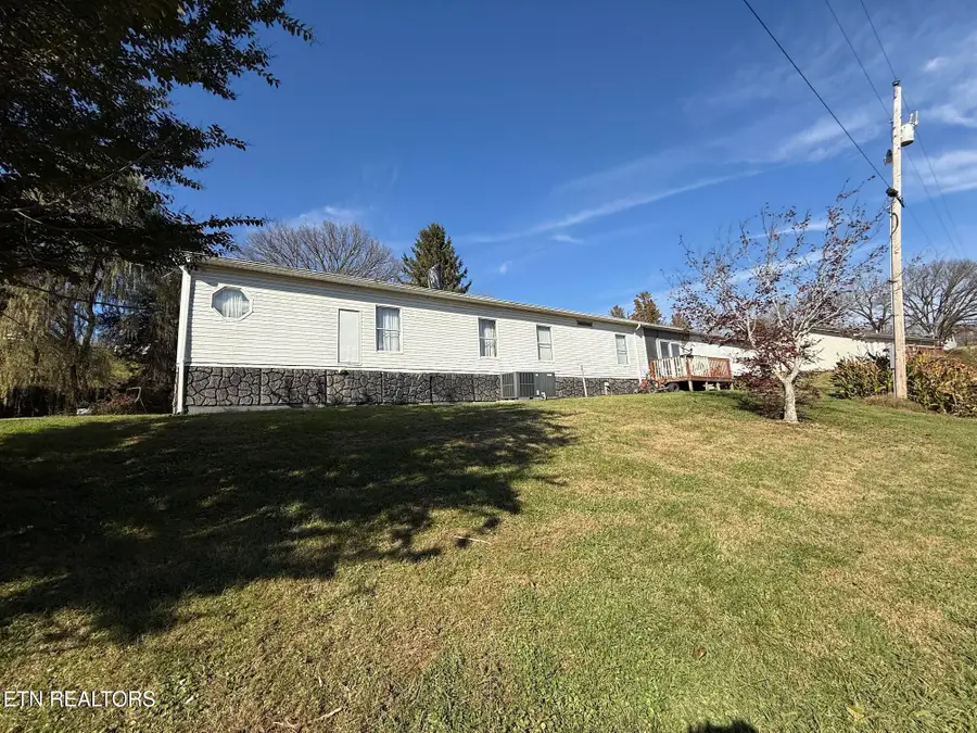 1231 Pump Springs Rd #1231, Harrogate, TN 37752 - #2