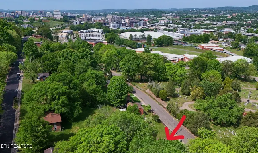 1900 Bethel Ave, Knoxville, TN 37915 - #3