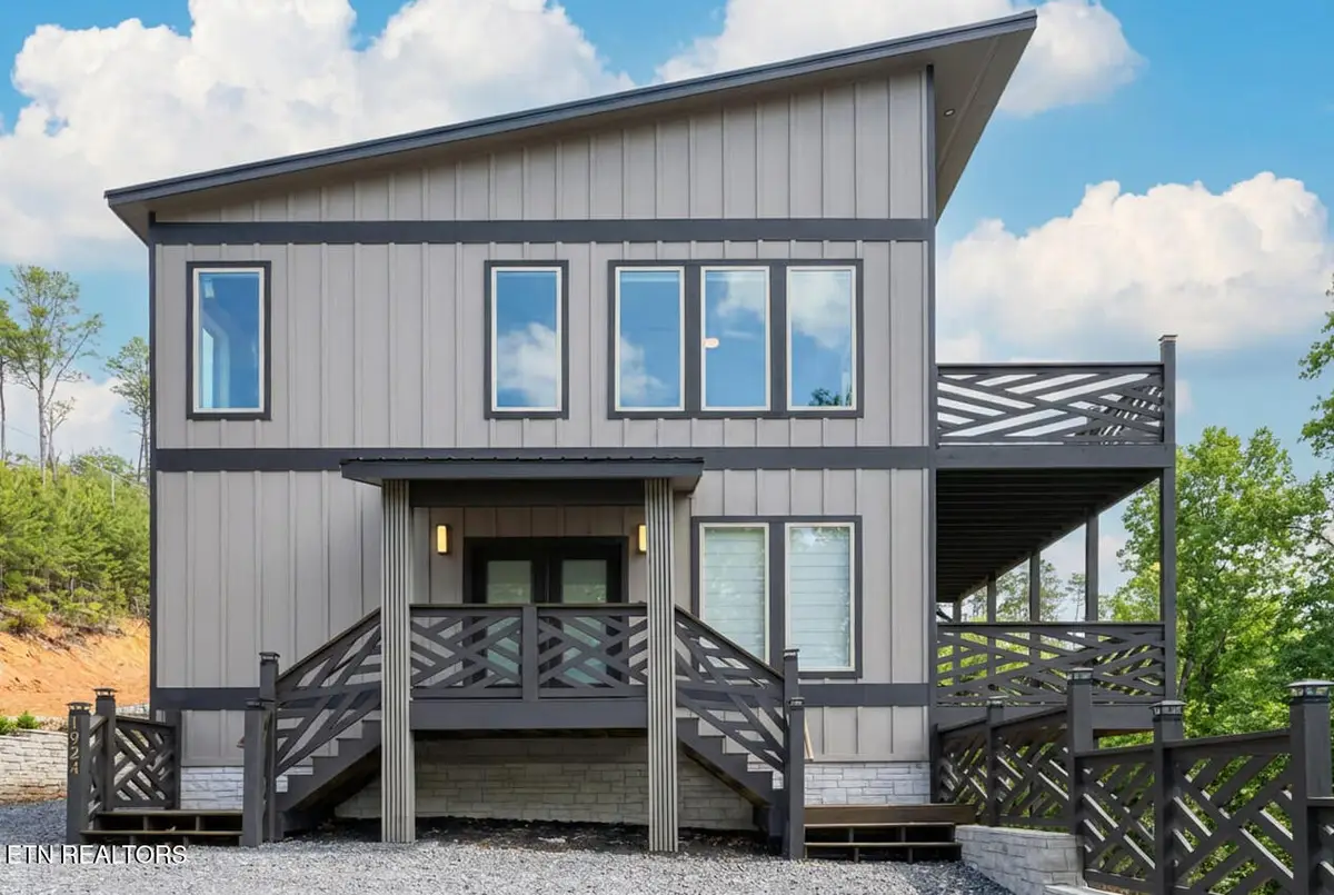1924 Walker Tr, Sevierville, TN 37876 - #1