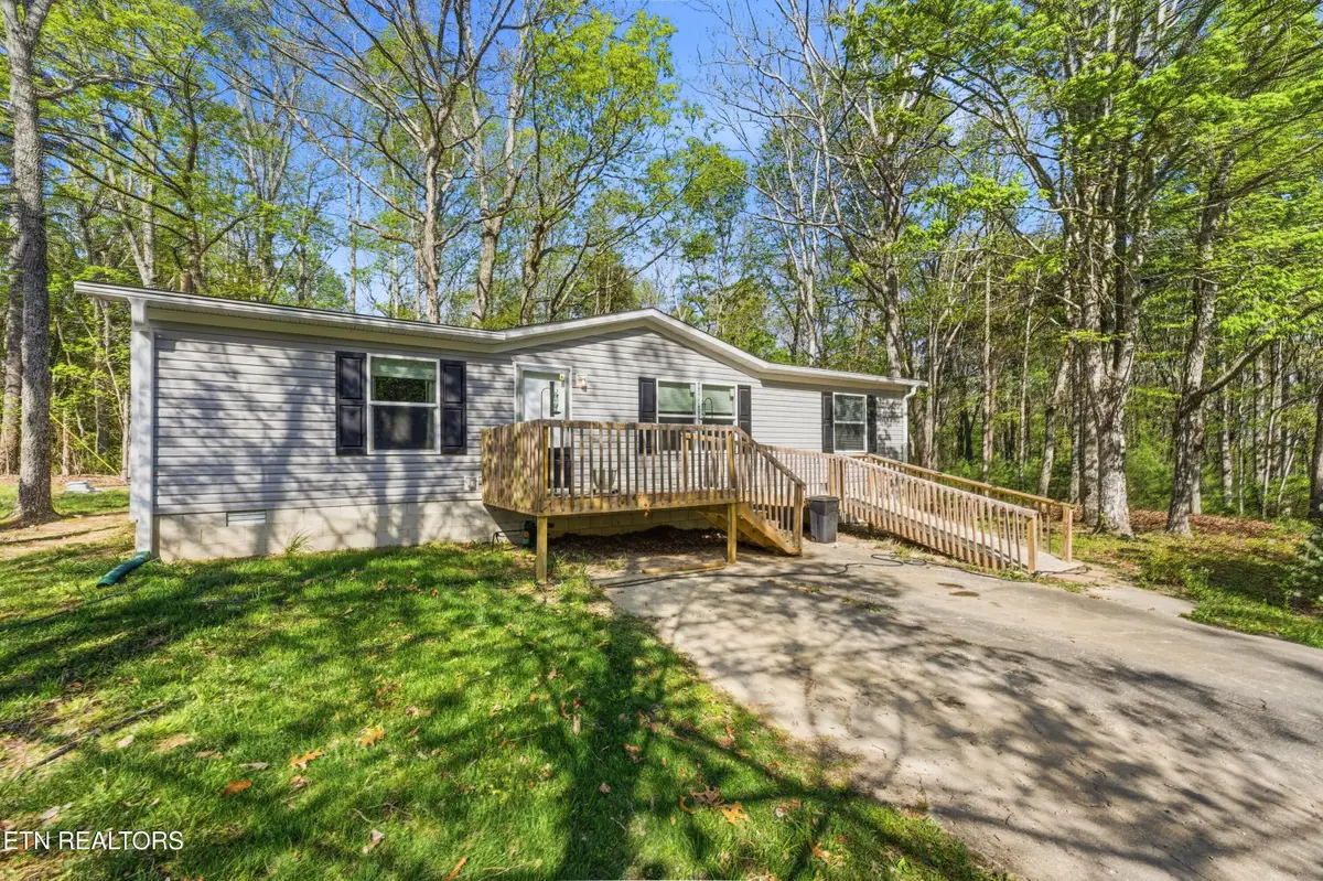 339 Rugby Rd, Crossville, TN 38558 - #1