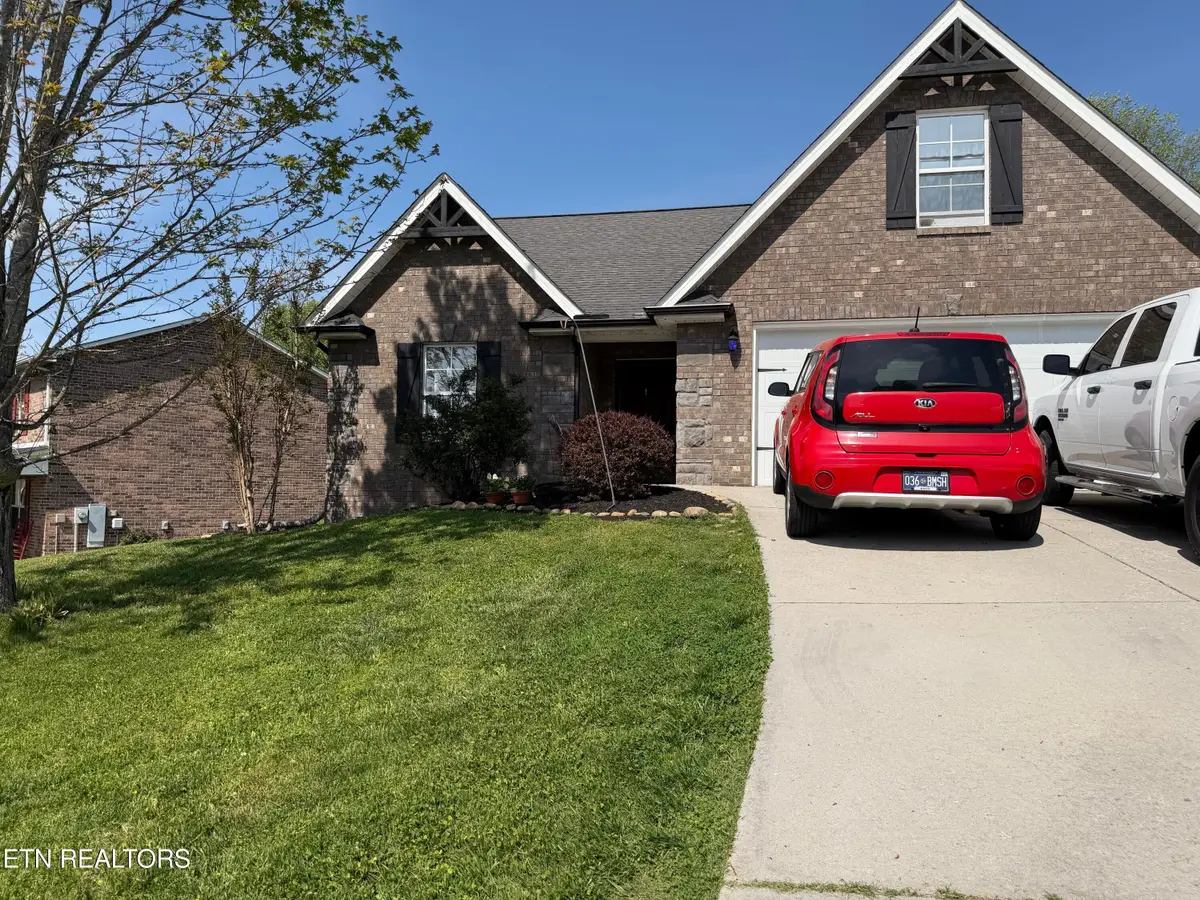 7715 Applecross Rd, Corryton, TN 37721 - #1