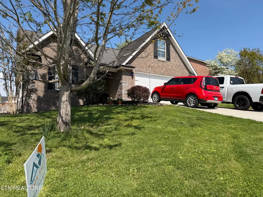 7715 Applecross Rd, Corryton, TN 37721 - #3