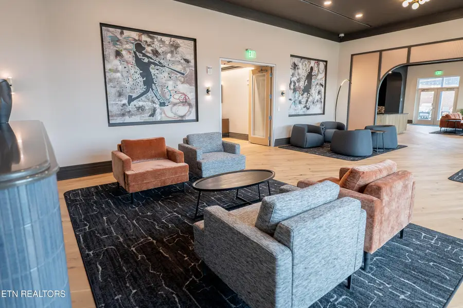 122 Stadium Way #307, Knoxville, TN 37915 - #2