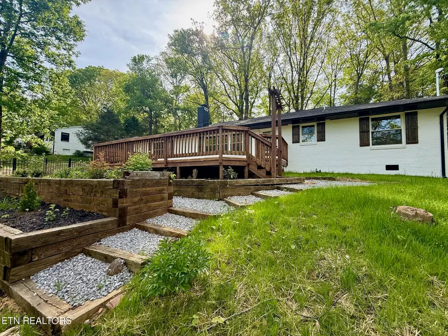 1216 Pilleaux Drive, Knoxville, TN 37912 - #3