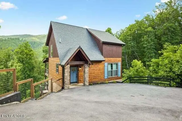 817 Pine Top Lane, Gatlinburg, TN 37738 - #3