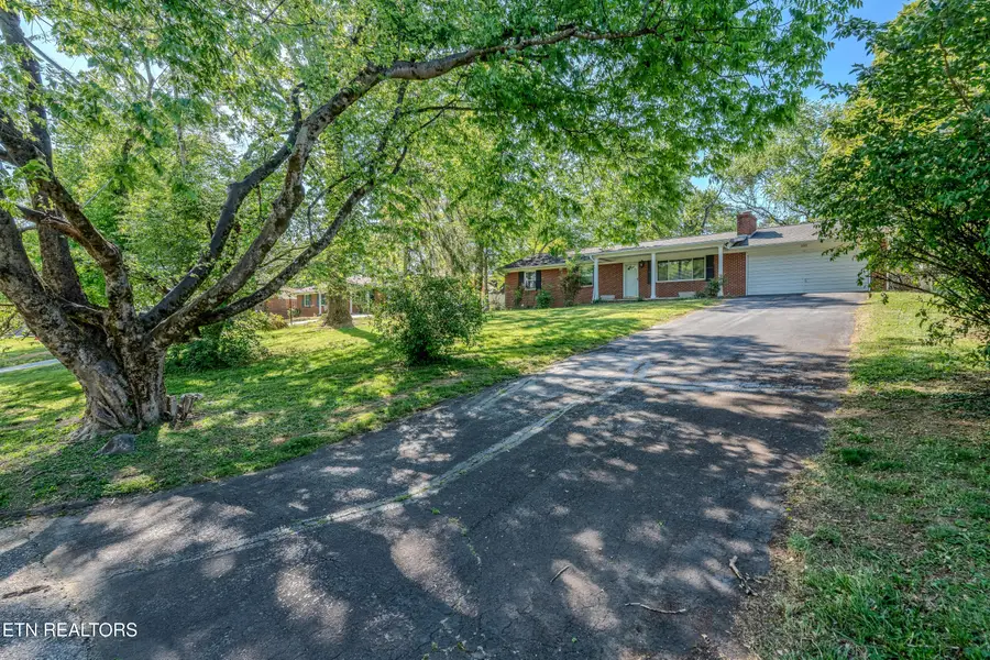 533 Ensley Drive, Knoxville, TN 37920 - #2