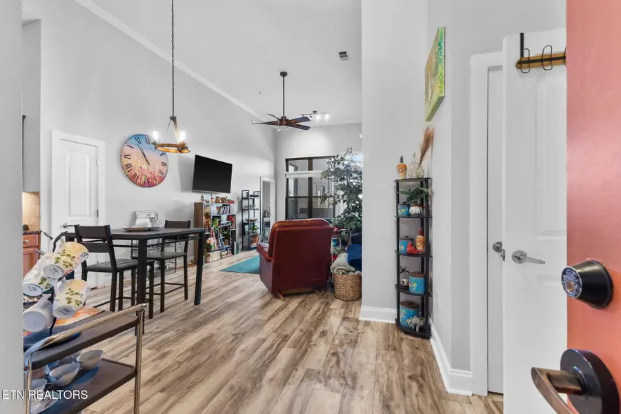 445 W Blount Ave #108, Knoxville, TN 37920 - #3